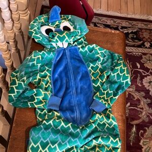 Kids size 6 dragon Green and Blue Plush Fabric costume/pajama 2/35$
